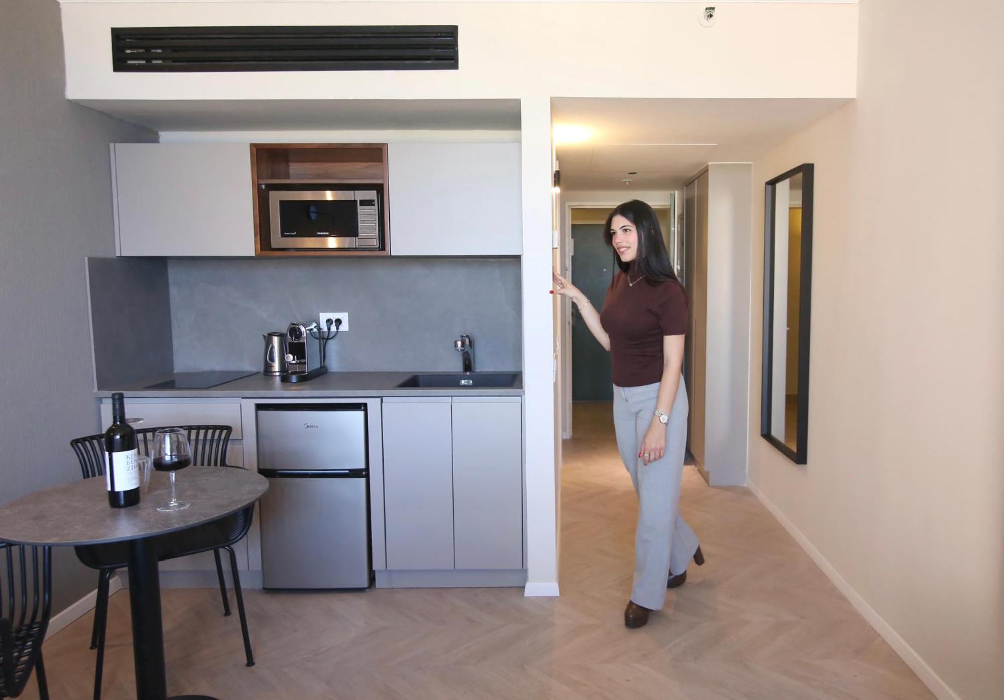 Luxury Suites By Notaly Ariel - Carmel Beach Haifa Room photo
