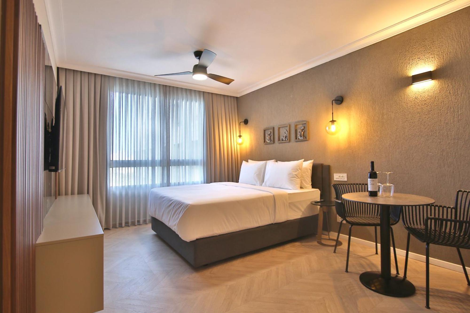Luxury Suites By Notaly Ariel - Carmel Beach Haifa Exterior photo