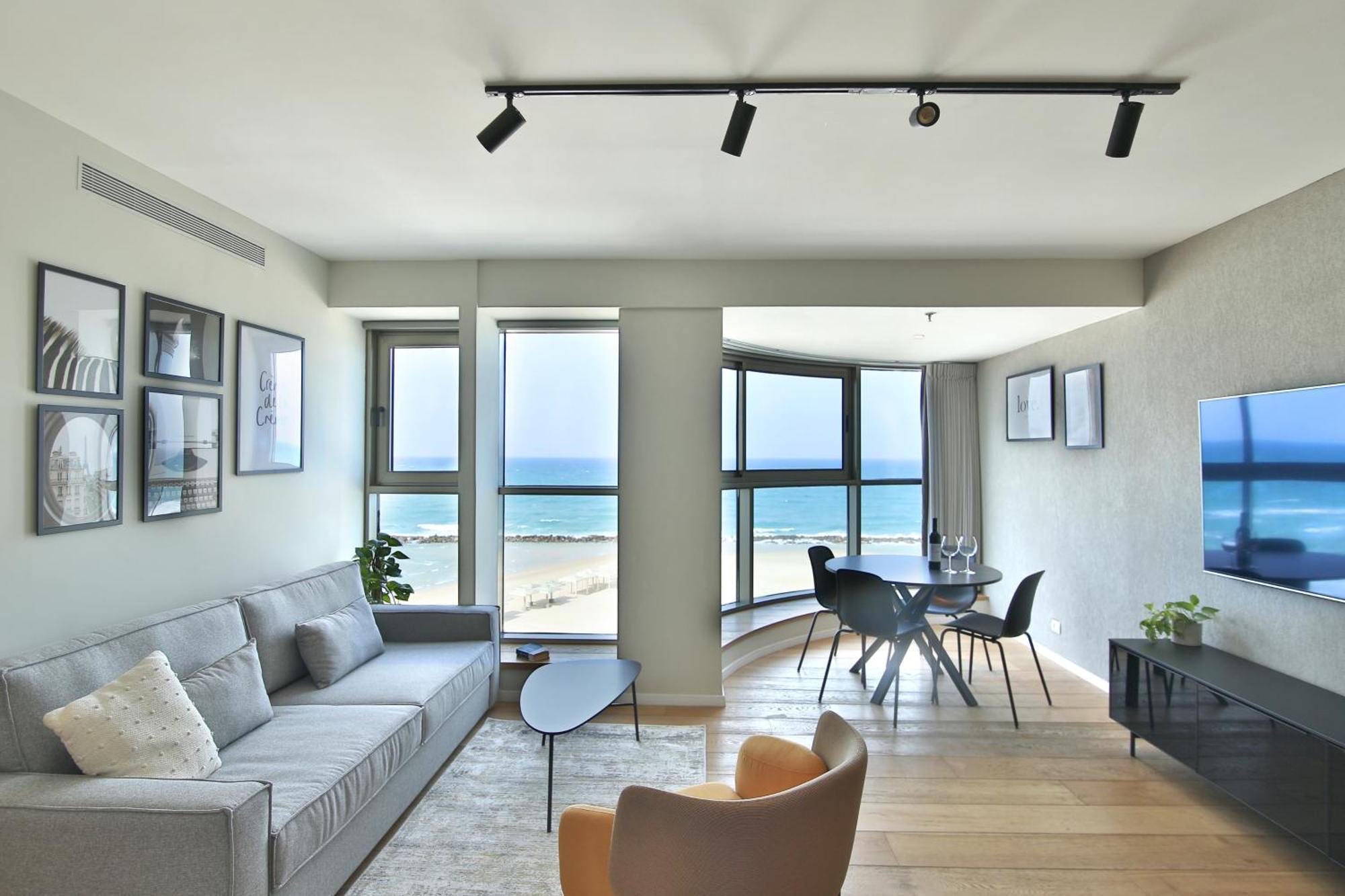 Luxury Suites By Notaly Ariel - Carmel Beach Haifa Exterior photo